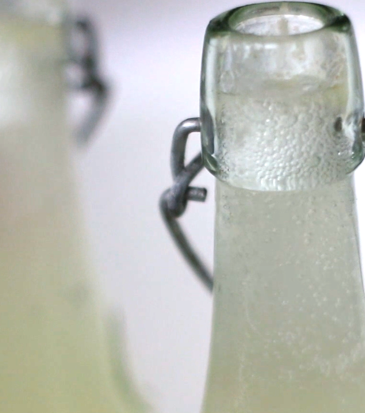 fizzy bubbles on top of lemon basil soda